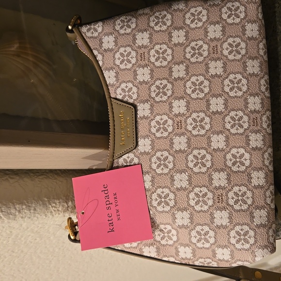 kate spade Handbags - Kate Spade Flower Monogram handbag Nwt